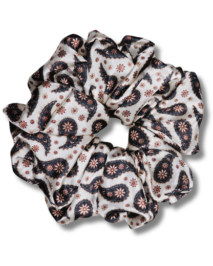 Naclansa Beauty & Co XXL Satin Scrunchies | Jumbo Scrunchies | Retro Pattern Scrunchies 